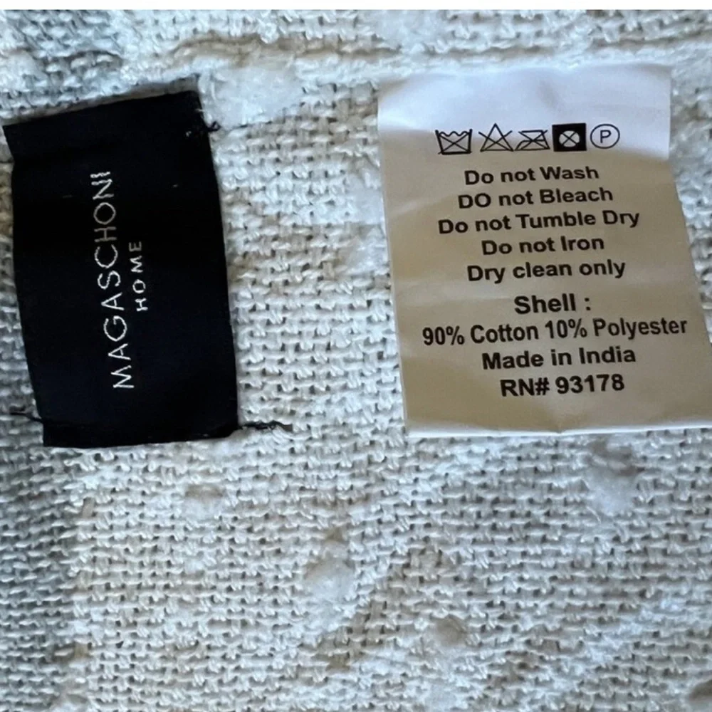 Magaschoni Boho Table Runner White & Gray Textured Stripe with Tassels 92